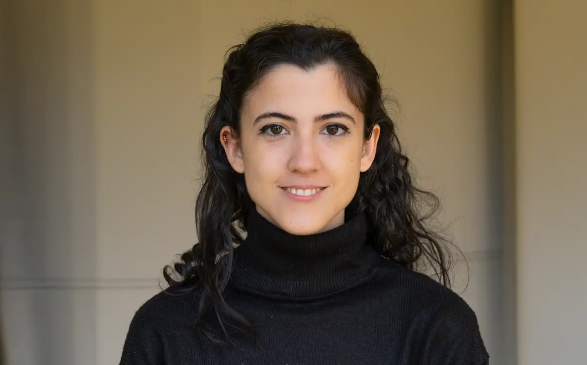 Martínez, María José